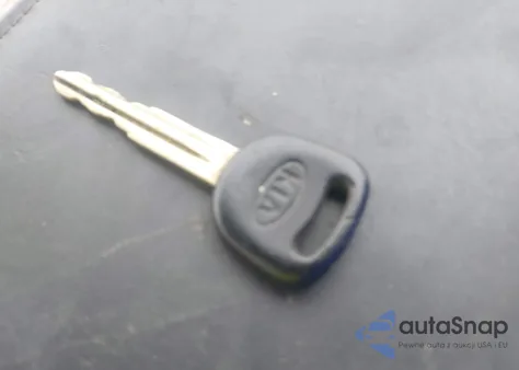 2003 Kia Spectra Ls from USA, damaged, VIN KNAFB121335297723